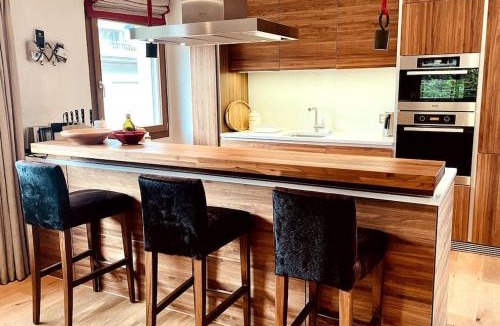Flims Apartment | Luxury Flims Apt walking distance to Caumasee