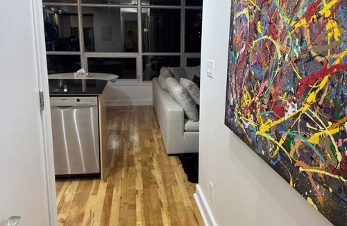 Toronto Entertainment District Condo | Luxury fully furnished condo in entertainment district