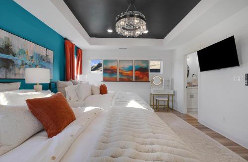 South Nashville Villa | Luxury Game House 5 min to Broadway