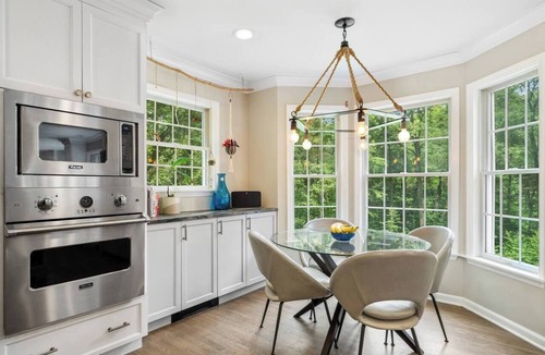 Garrison House | Luxury Garrison Retreat | Chef's Kitchen & Hot Tub