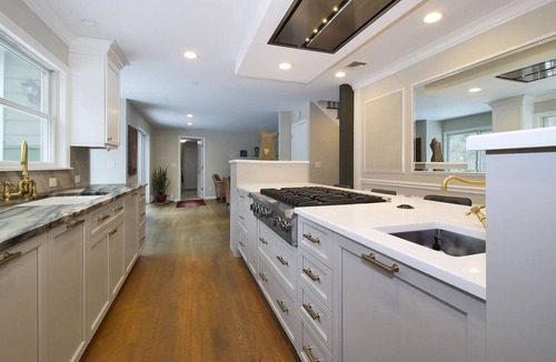 Garrison House | Luxury Garrison Retreat | Chef's Kitchen & Hot Tub