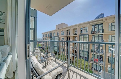 Marina District Condo | Luxury Gaslamp District Heart of Downtown San Diego