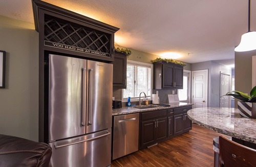 Waukee House | LUXURY GETAWAY! ARCADE, POOL TBL, PING PONG, HOT TUB, DECK! ACCESS TO POOLS!