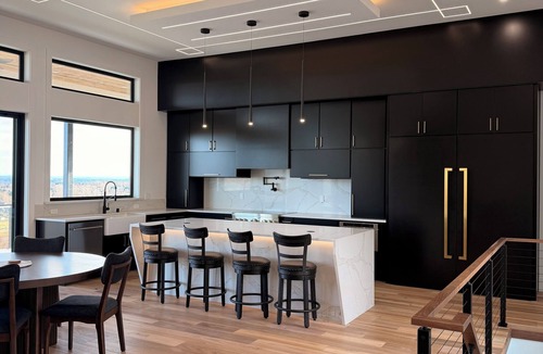 West Richland House | Luxury Getaway with stunning views