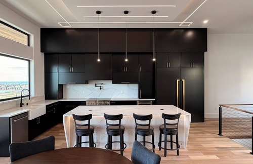 West Richland House | Luxury Getaway with stunning views