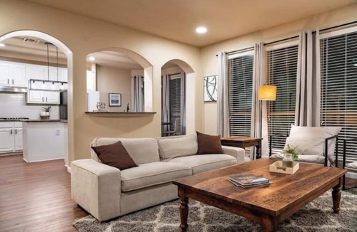 Parker House | Luxury Getaway with Private Pool in Allen TX! Outdoor Grill, Indoor Games & WiFi