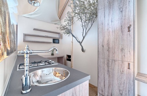 Jezera House | Luxury Glamp New Horizons I