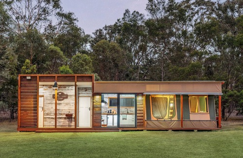 She Oaks RV Rental | Luxury Glamping in She Oaks