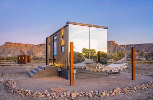 Torrey House | Luxury Glass Tiny House and Sauna