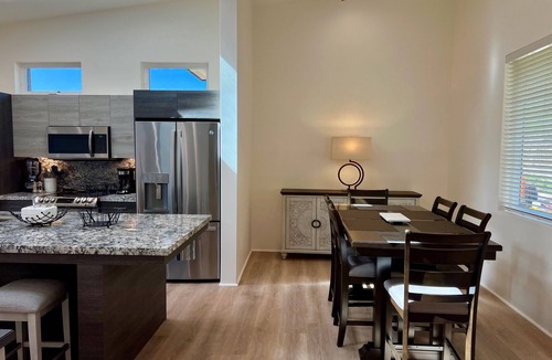 Moanalua House | LUXURY GOLF COURSE FRONTAGE HOME "D", MODERN CLEAN, GATED, Nr. JBPHH, CAMP SMITH