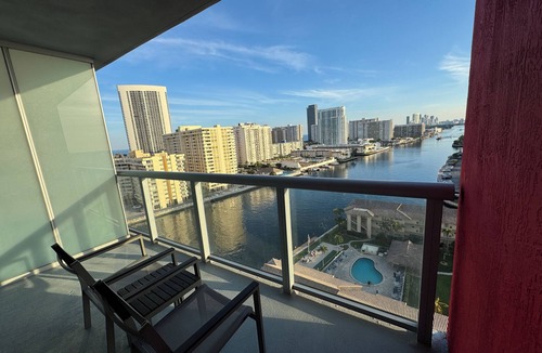 Hallandale Beach Apartment | Luxury Great View 1503