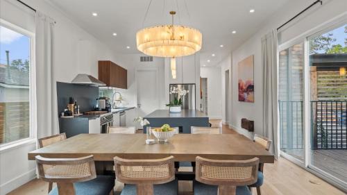 Galindo House | Luxury Group Retreat - Pool, Hot Tub, EV Station