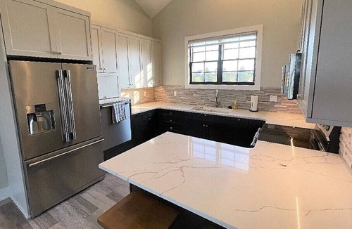 Winterset House | Luxury Guest Home in Beautiful Madison County