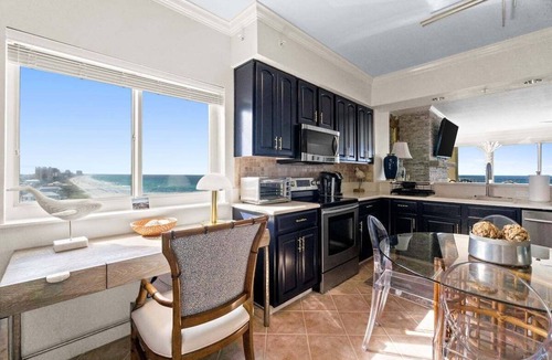 Bel Air Condo | Luxury Gulf-Front Condo with Wraparound Balcony & Heated Pool