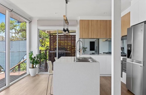 Central Coast Council House | Luxury Hawkesbury River Hideout