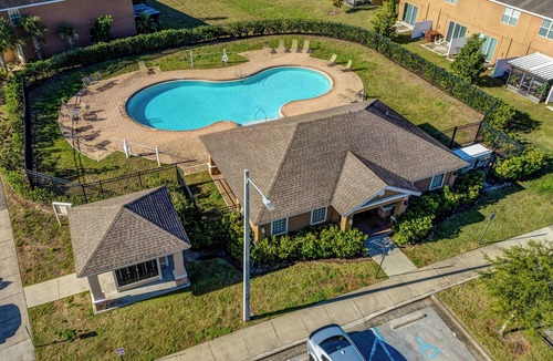 Riverview House | Luxury Hideaway in Sunshine State