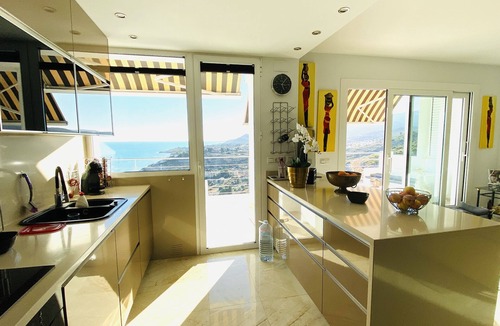 Peniscola Villa | Luxury hillside villa, sea view, private SALT WATER POOL, WIFI