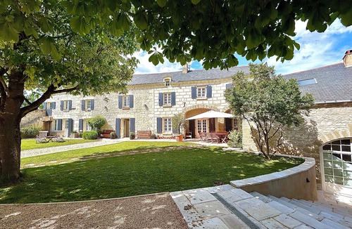 Montfort Villa | Luxury historic residence, fully renovated, private pool and garden