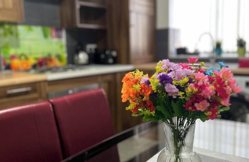 Old Trafford Apartment | Luxury Holiday Apartments