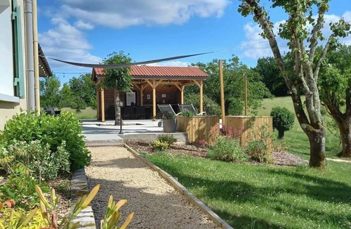 Paulhiac Villa | Luxury Holiday Home Paulhiac - Large Pool & Privacy
