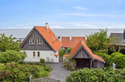 Bolshavn House | Luxury Holiday Home With Sea View