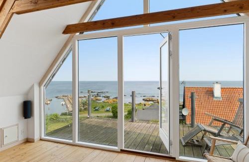 Bolshavn House | Luxury Holiday Home With Sea View