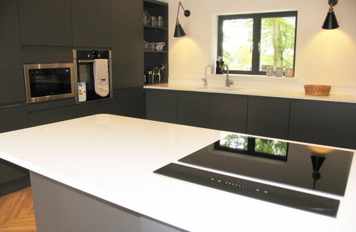 Embsay House | Luxury Holiday Home with Hot Tub, Pet & Family friendly in the Yorkshire Dales