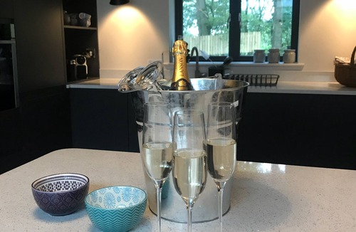 Embsay House | Luxury Holiday Home with Hot Tub, Pet & Family friendly in the Yorkshire Dales