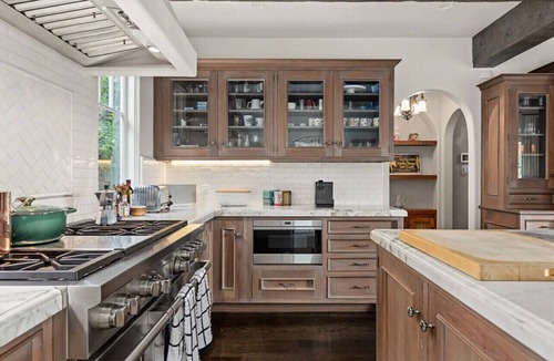 Hollywood Hills West House | Luxury Hollywood Hills Retreat