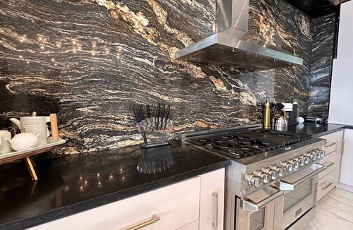 Pinar Quemado Villa | Luxury Hollywood Style Mountain Villa