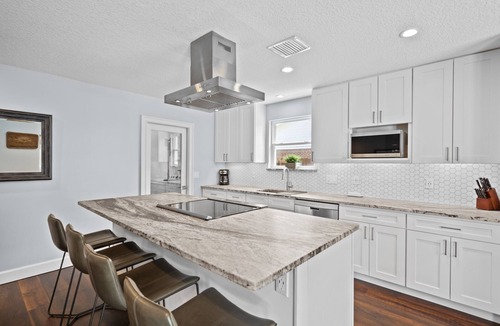 Isle of Palms House | Luxury Home 2 miles from Mayo