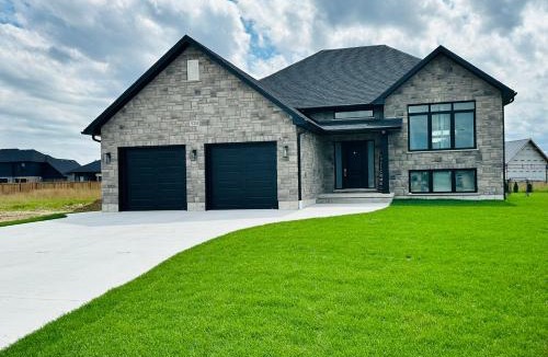 Port Elgin Villa | Luxury Home 2 mins drive to Saugeen Shores beach