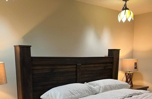 Bulverde House | Luxury Home close to Canyon Lake & Guadalupe River