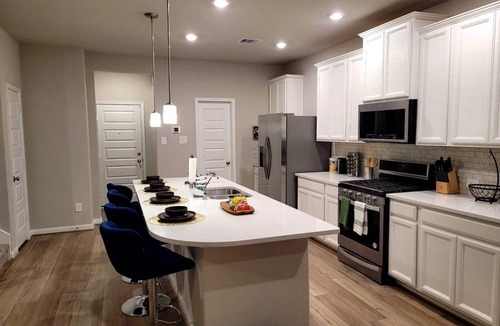 Addicks House | Luxury Home Energy Corridor Memorial City TopGolf