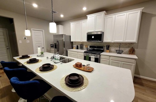 Addicks House | Luxury Home Energy Corridor Memorial City TopGolf