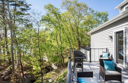 Smithfield House | Luxury Home | Fire Pit | Beach | Grill | 2 Decks