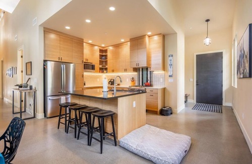 Roslyn House | Luxury Home, Hot Tub, Suncadia Pool Access