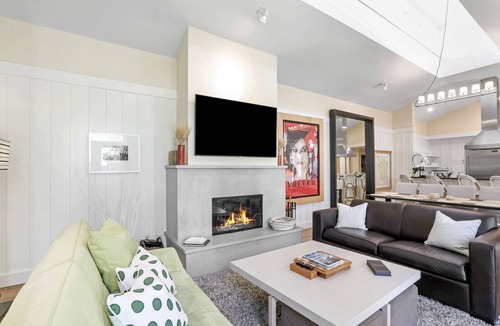 Napa House | Luxury Home in 5 Star Resort!