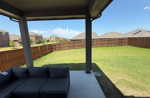 Elmo House | Luxury Home in Crandall – Near Forney & 30 Mins to Dallas