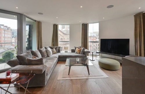 Edmonton Apartment | luxury home in edmonton