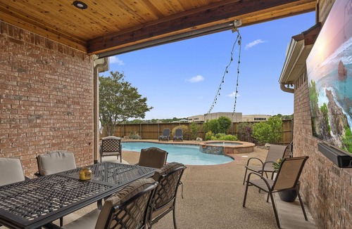 Valley Ranch House | Luxury home in middle of the metroplex