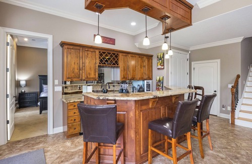 Osage Beach House | Luxury Home in Porta Cima!