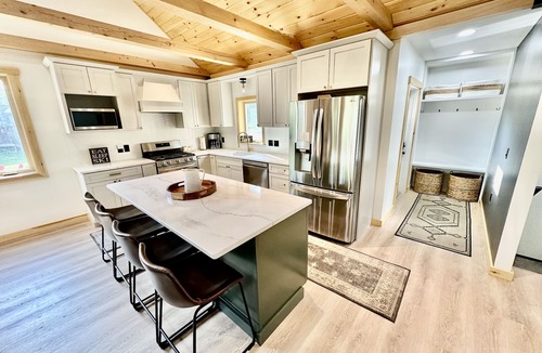 Bartlett House | Luxury Home Near Attitash w/Hot Tub & Mountain Views