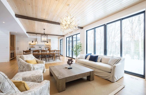 Severn House | Luxury Home on Gloucester Pool, 7 BDRMS