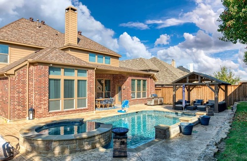 Little Elm House | Luxury Home/Pool, Cinema and Game Room