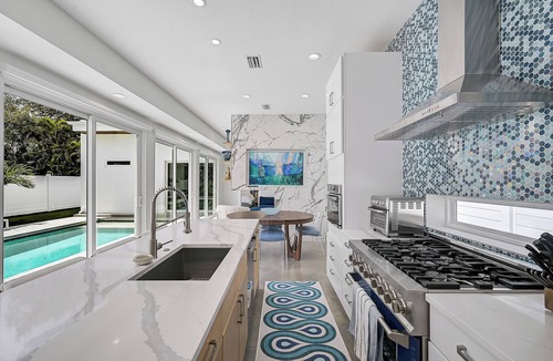 Alta Vista House | Luxury Home, Pool, Mins to Top Beaches and Downtown Sarasota