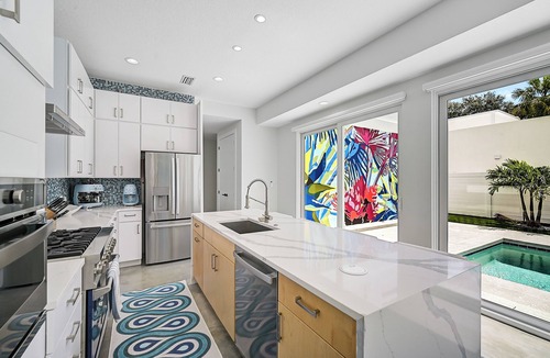 Alta Vista House | Luxury Home, Pool, Mins to Top Beaches and Downtown Sarasota