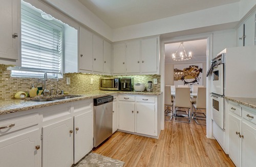 Northwest Dallas House | Luxury Home w/Media & Upscale Upgrades
