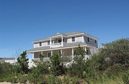 West Hampton Dunes House | Luxury Home W/Huge Rap Around deck largest Pool on ocean private large dining