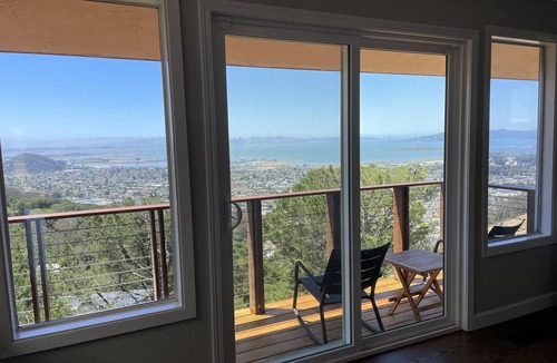 El Cerrito House | Luxury Home With Dramatic bay Views